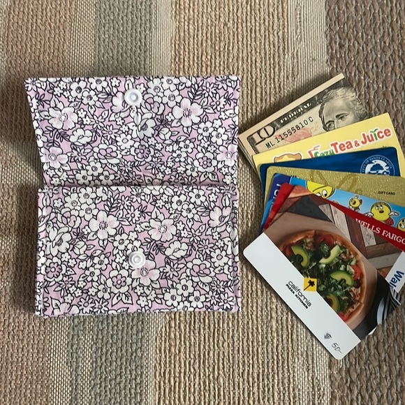 Stylish Snap Card Wallet/Business Card/Gift Card Holder made with Cotton Fabric - Picture 3 of 7